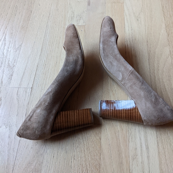 Isola Eleni suede with block heel size 9.5 - Picture 7 of 9